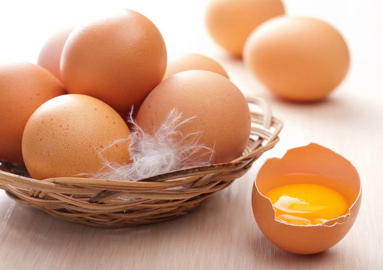 Lợi ích của trứng gà trong chữa bệnh yếu sinh lý