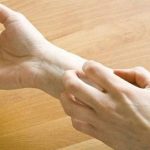 Cách phòng ngừa bệnh “Ngứa chân tay về đêm” tái phát